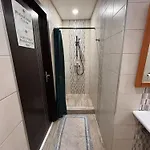 בית אירוח Cozy For 4 Guests, Air-conditioned, Self Check-in