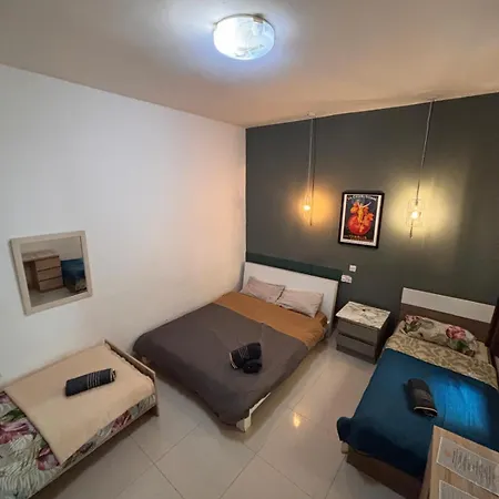 Cozy For 4 Guests, Air-conditioned, Self Check-in *