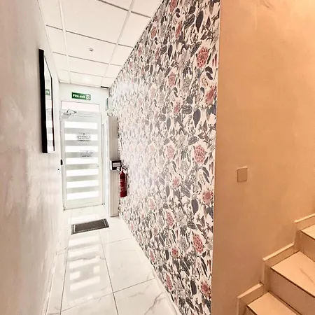 Cozy For 4 Guests, Air-conditioned, Self Check-in *