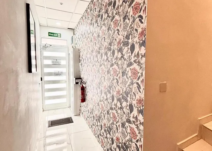 Cozy For 4 Guests, Air-conditioned, Self Check-in *